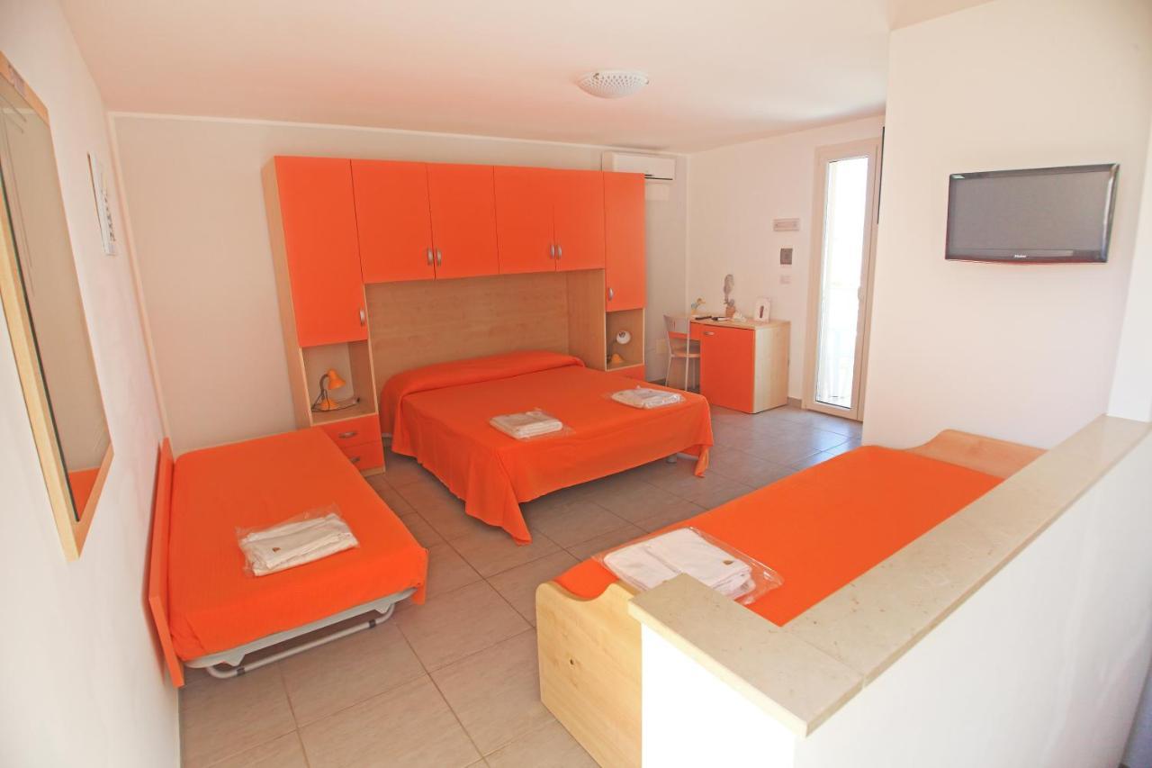 B&B Tramonti Del Sud Lecce Exteriör bild