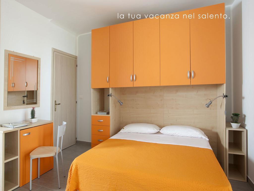 B&B Tramonti Del Sud Lecce Exteriör bild