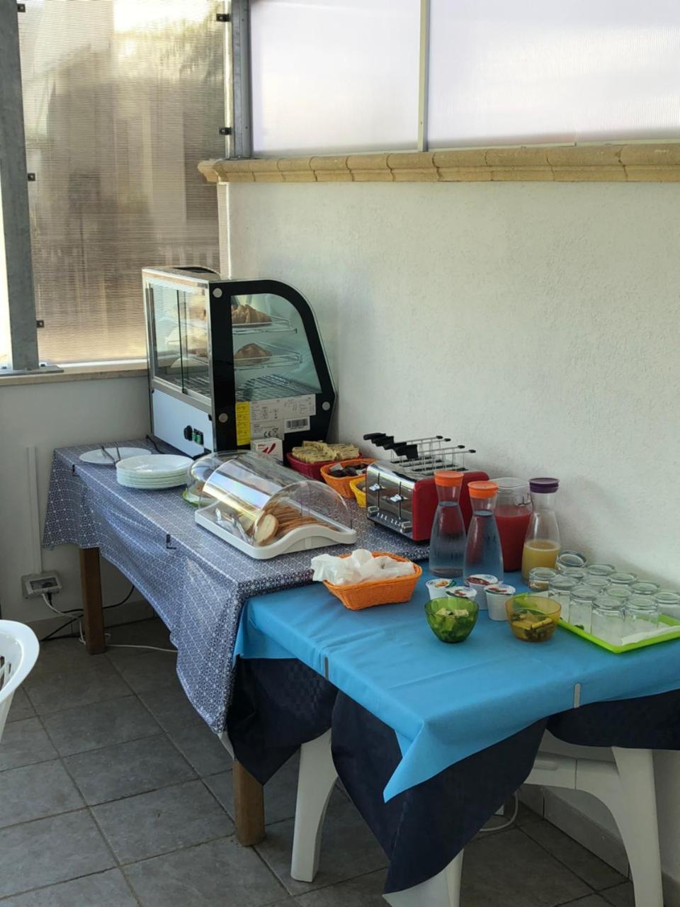 B&B Tramonti Del Sud Lecce Exteriör bild